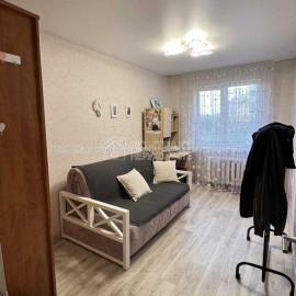 Продам квартиру, Байрона пр-т , 167 , 2 кім., 45 м², капитальный ремонт