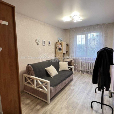 Продам квартиру, Байрона пр-т , 167 , 2 кім., 45 м², капитальный ремонт 