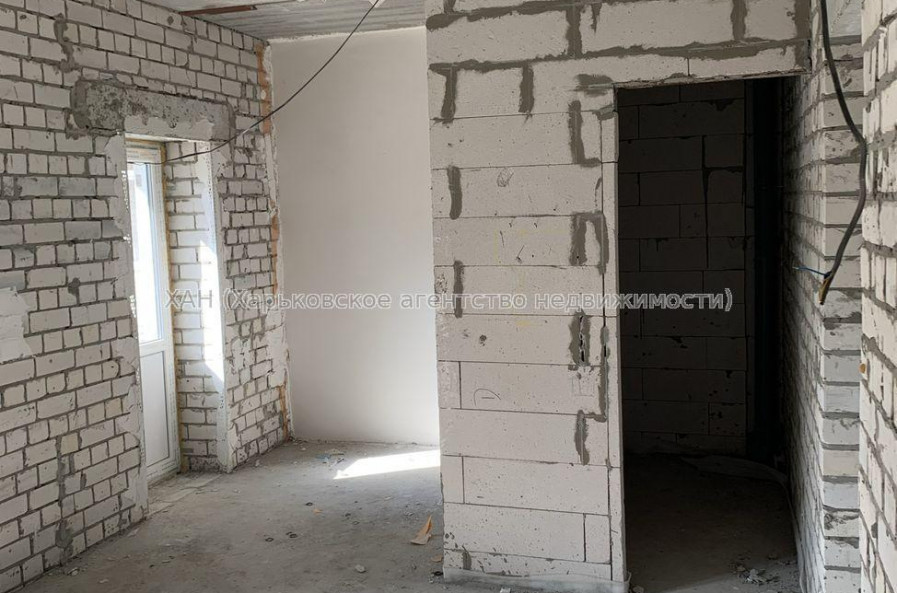 Продам квартиру, Фесенковская ул. , 1  ком., 20 м², без внутренних работ 