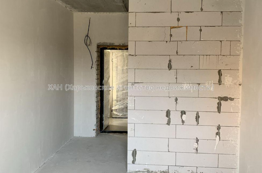 Продам квартиру, Фесенковская ул. , 1  ком., 20 м², без внутренних работ 