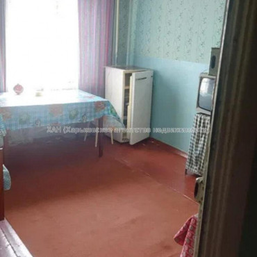 Продам квартиру, Соича ул. , 1 кім., 12 м², советский ремонт 