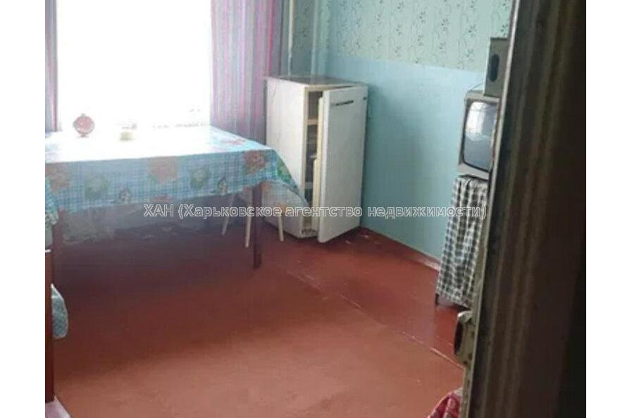 Продам квартиру, Соича ул. , 1 кім., 12 м², советский ремонт 