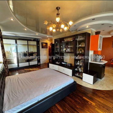 Продам квартиру, Петра Григоренко пр-т , 2 кім., 55 м², евроремонт 