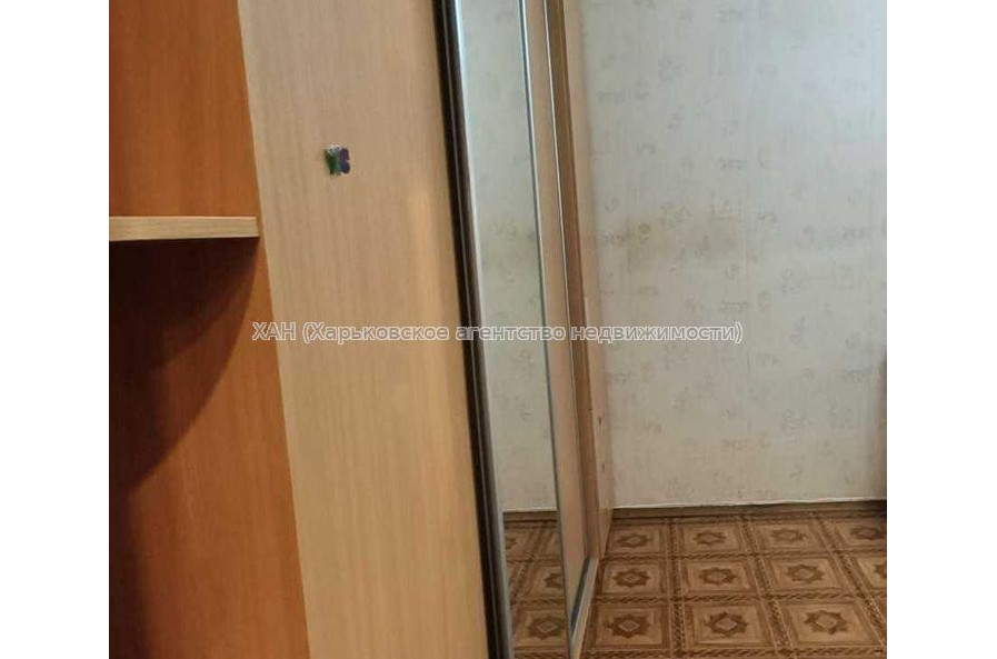 Продам квартиру, Героев Харькова просп. , 214/1 , 2 кім., 43 м², косметический ремонт 