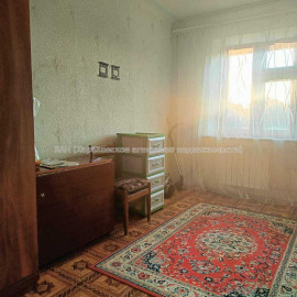 Продам квартиру, Героев Харькова просп. , 214/1 , 2 кім., 43 м², косметический ремонт