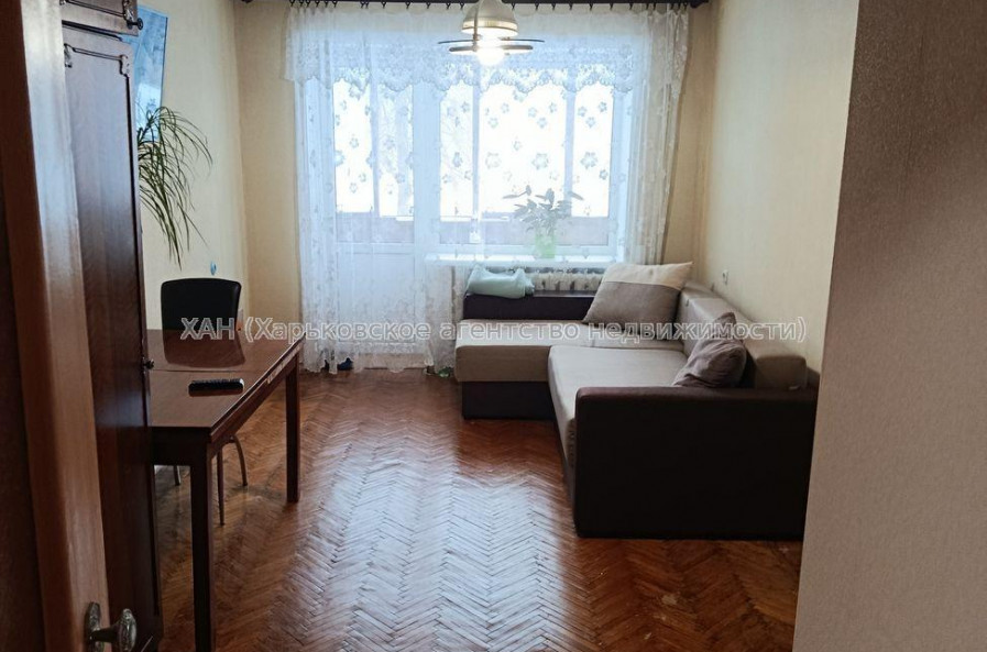 Продам квартиру, Бригады Хартия ул. , 3 кім., 53 м², косметический ремонт 