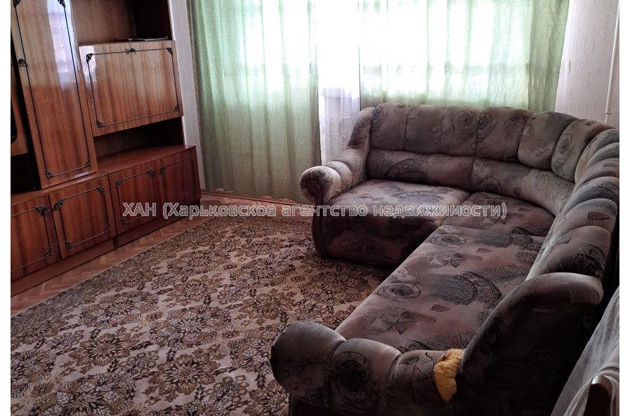 Продам квартиру, Соборности Украины ул. , 1 кім., 38.50 м², косметический ремонт 