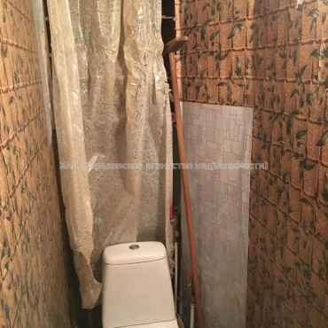 Продам квартиру, Владислава Зубенко ул. , 1  ком., 48 м², советский ремонт 
