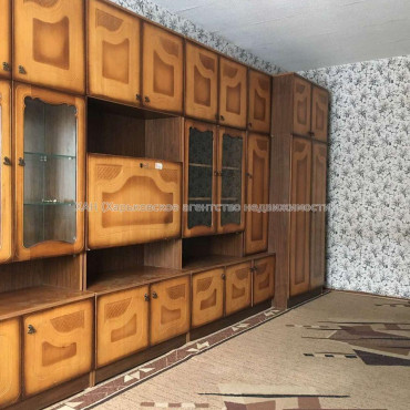 Продам квартиру, Владислава Зубенко ул. , 1 кім., 48 м², советский ремонт 