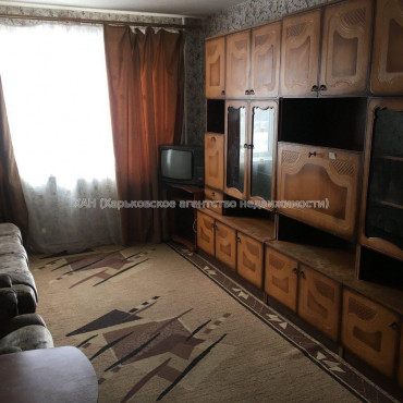 Продам квартиру, Владислава Зубенко ул. , 1  ком., 48 м², советский ремонт 