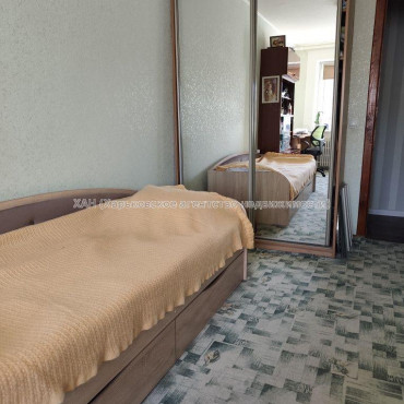 Продам квартиру, Тракторостроителей просп. , 2  ком., 44.40 м², советский ремонт 