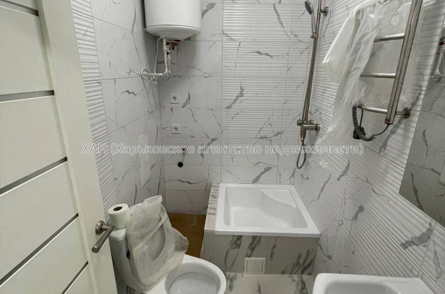 Продам квартиру, Профессора Атамановского ул. , 1  ком., 28 м², капитальный ремонт 