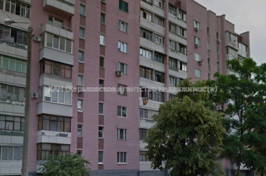 Продам квартиру, Братьев Гипиков ул. , 3 кім., 66.40 м², советский ремонт 
