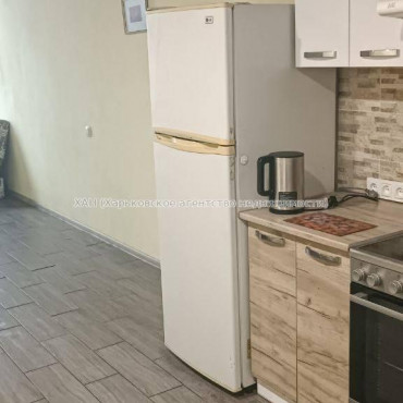 Продам квартиру, Салтовское шоссе , 1 кім., 50 м², капитальный ремонт 