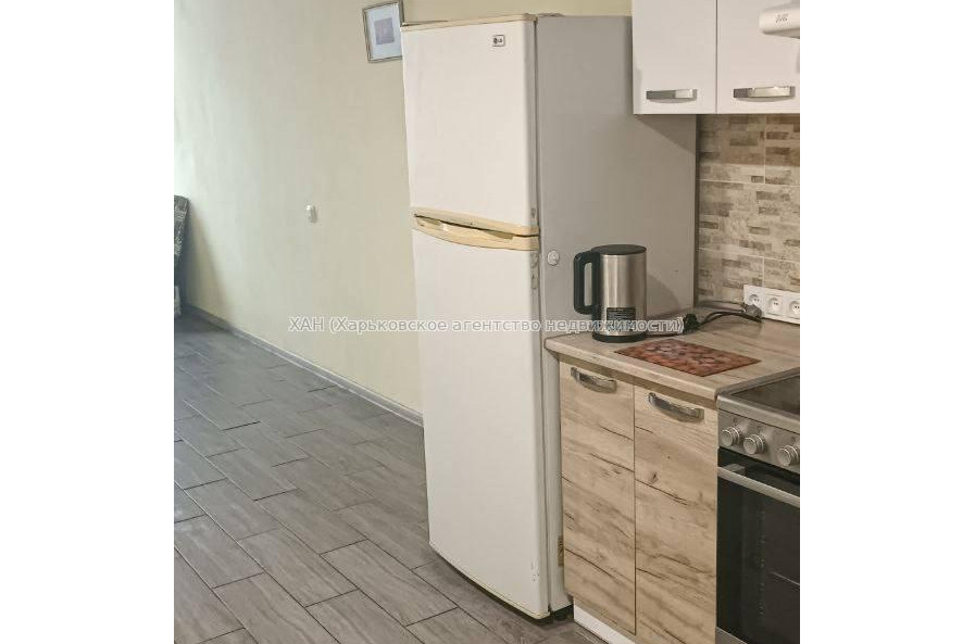 Продам квартиру, Салтовское шоссе , 1 кім., 50 м², капитальный ремонт 