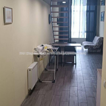 Продам квартиру, Салтовское шоссе , 1 кім., 50 м², капитальный ремонт 