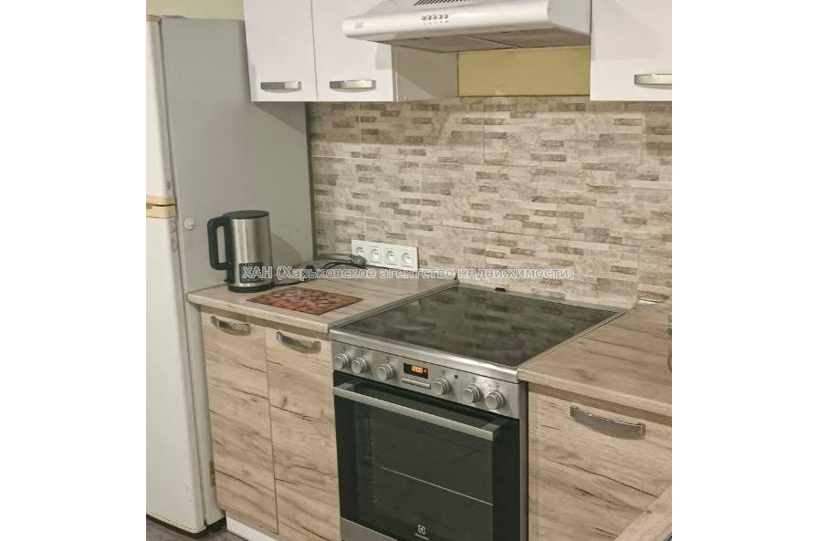 Продам квартиру, Салтовское шоссе , 1 кім., 50 м², капитальный ремонт 