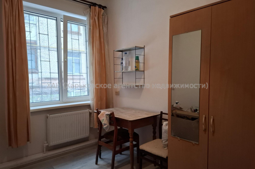 Сдам квартиру, Косарева ул. , 1  ком., 11.20 м², косметический ремонт 