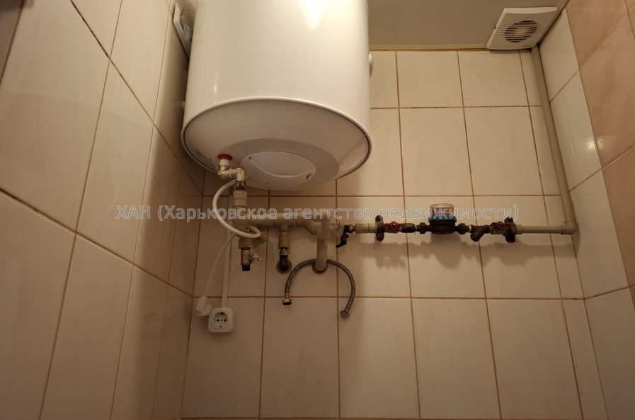 Сдам квартиру, Косарева ул. , 1  ком., 11.20 м², косметический ремонт 