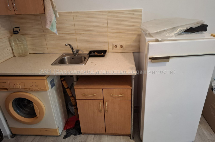 Сдам квартиру, Косарева ул. , 1  ком., 11.20 м², косметический ремонт 