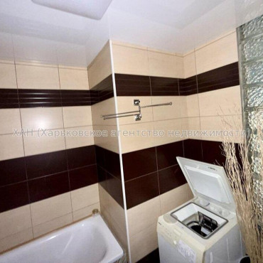 Продам квартиру, Байрона пр-т , 2  ком., 46.90 м², капитальный ремонт 