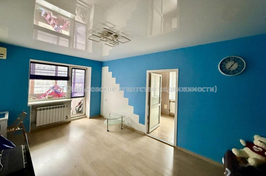 Продам квартиру, Байрона пр-т , 2  ком., 46.90 м², капитальный ремонт 