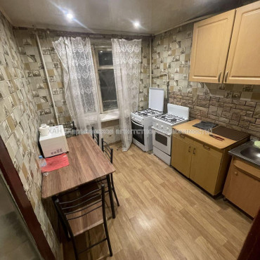 Продам квартиру, Аэрокосмический пр. , 1  ком., 43 м², косметический ремонт 