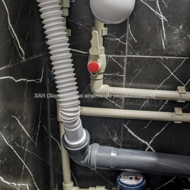 Продам квартиру, Академиков Ахиезеров ул. , 1 кім., 26 м², евроремонт 