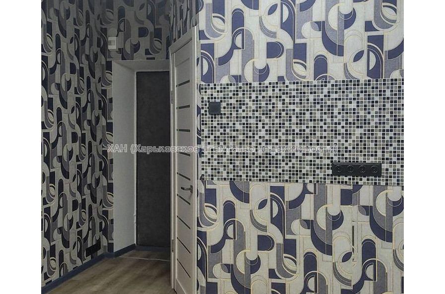 Продам квартиру, Академиков Ахиезеров ул. , 1 кім., 26 м², евроремонт 