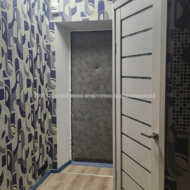 Продам квартиру, Академиков Ахиезеров ул. , 1 кім., 26 м², евроремонт 