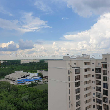 Продам квартиру, Профессорская ул. , 5 кім., 200 м², без внутренних работ 