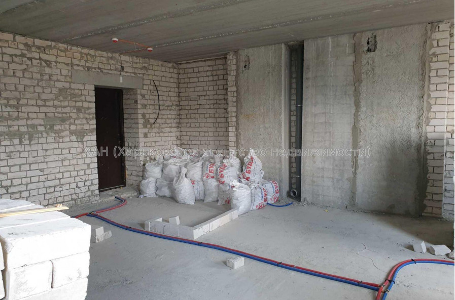 Продам квартиру, Профессорская ул. , 5 кім., 200 м², без внутренних работ 