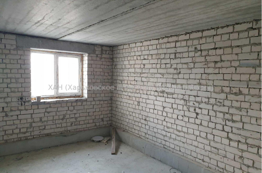 Продам квартиру, Профессорская ул. , 5 кім., 200 м², без внутренних работ 