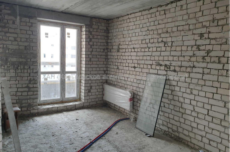 Продам квартиру, Профессорская ул. , 5 кім., 200 м², без внутренних работ 
