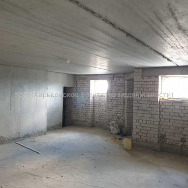 Продам квартиру, Профессорская ул. , 5 кім., 200 м², без внутренних работ 