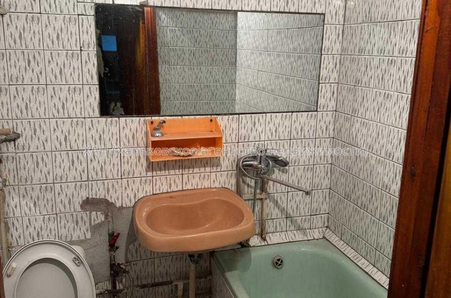 Продам квартиру, 1  ком., 32.70 м², косметический ремонт 