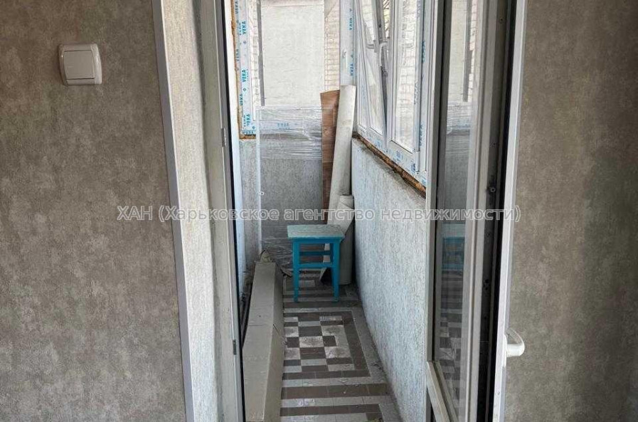 Продам квартиру, 1  ком., 32.70 м², косметический ремонт 