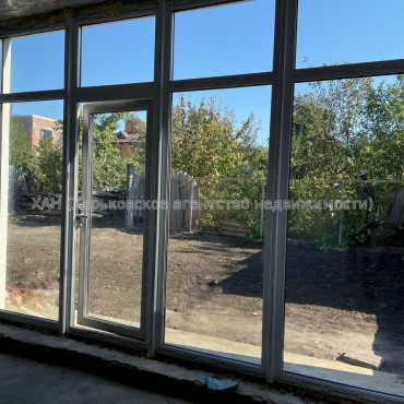 Продам будинок, Алупкинская ул. , 206 м², 3 соток, без отделочных работ 