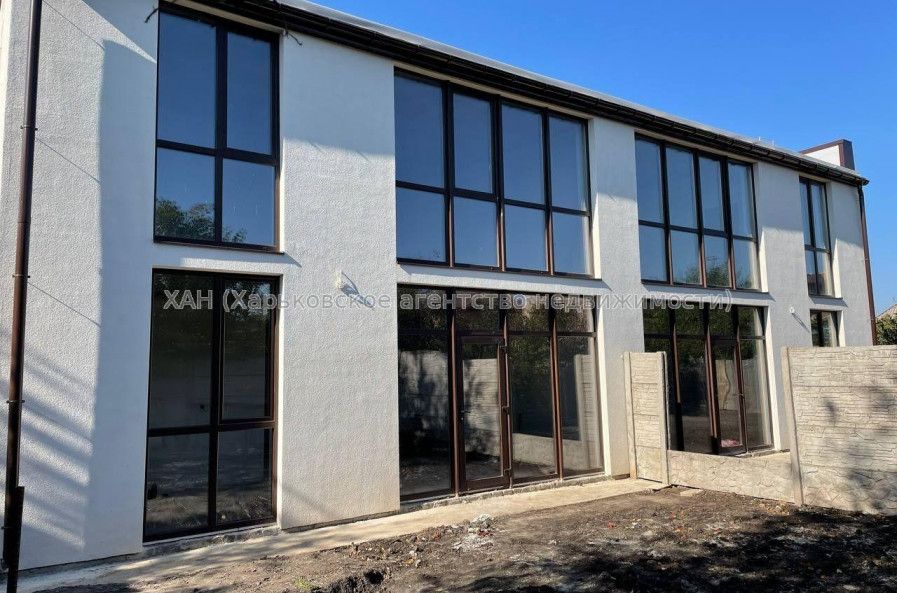 Продам будинок, Алупкинская ул. , 206 м², 3 соток, без отделочных работ 