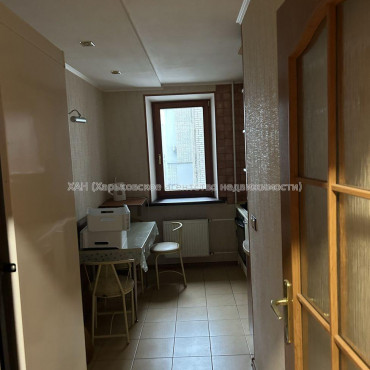 Продам квартиру, Клочковская ул. , 3 кім., 65 м², евроремонт 