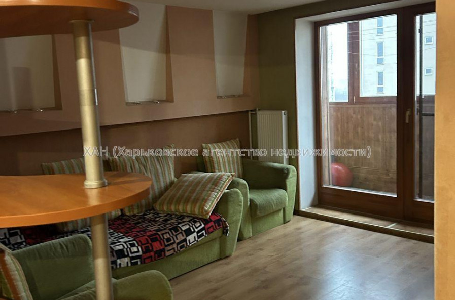 Продам квартиру, Клочковская ул. , 3 кім., 65 м², евроремонт 