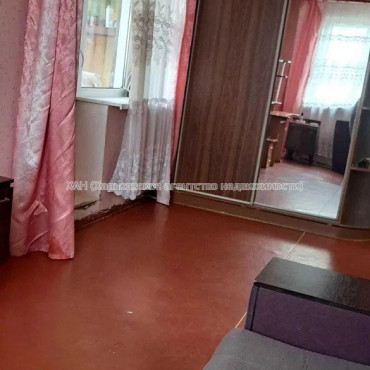 Сдам квартиру, Амосова ул. , 2  ком., 55 м², советский ремонт 