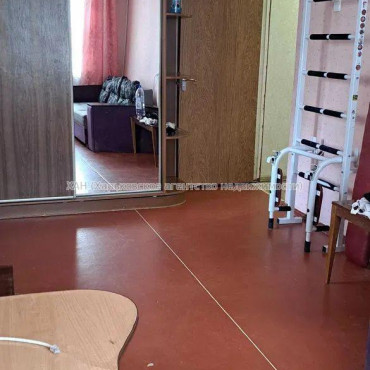 Сдам квартиру, Амосова ул. , 2  ком., 55 м², советский ремонт 