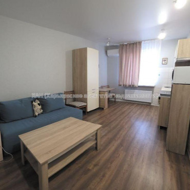 Продам квартиру, Победы просп. , 1 кім., 42 м², евроремонт 