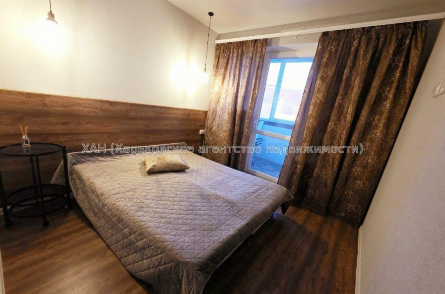 Продам квартиру, Победы просп. , 1 кім., 42 м², евроремонт 