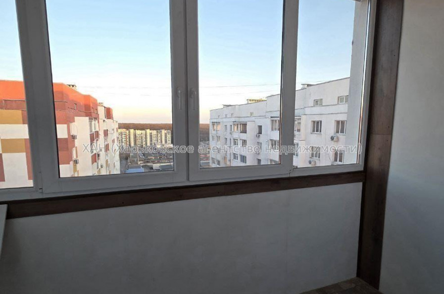 Продам квартиру, Победы просп. , 1 кім., 42 м², евроремонт 