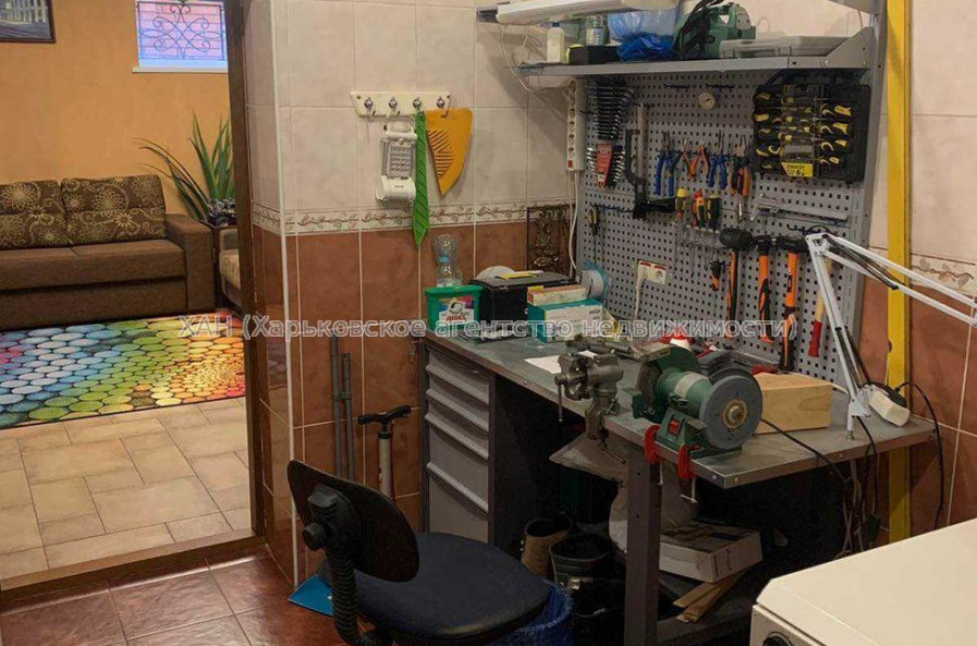 Продам дом, Ирининская ул. , 250 м², 5 сот., евроремонт 