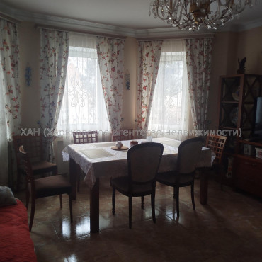 Продам дом, Ирининская ул. , 250 м², 5 сот., евроремонт 