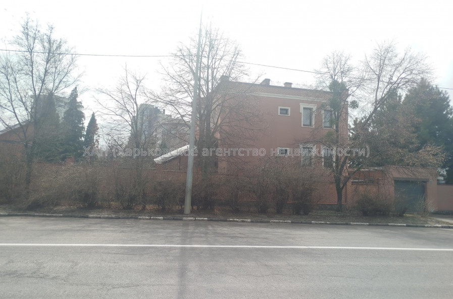 Продам дом, Ирининская ул. , 250 м², 5 сот., евроремонт 