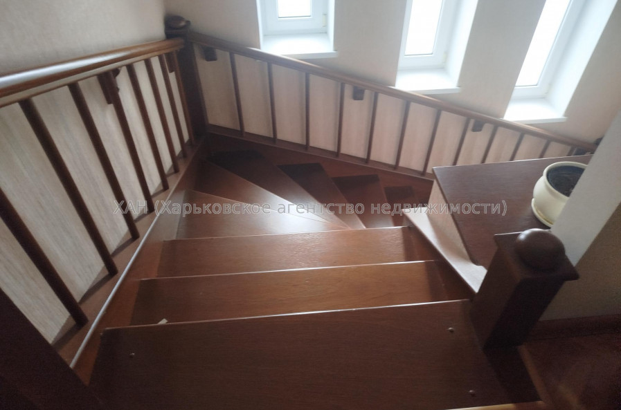 Продам дом, Ирининская ул. , 250 м², 5 сот., евроремонт 